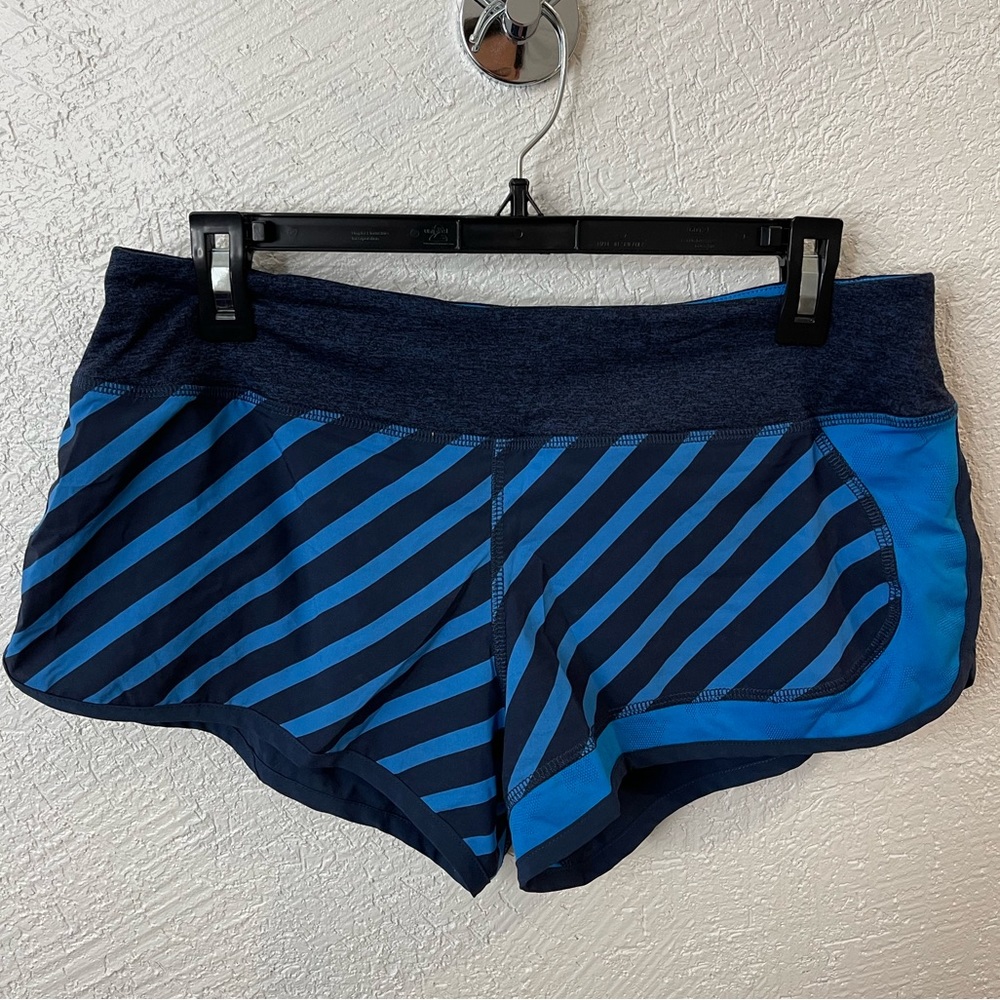 Blue rabbit running shorts, sz Large
